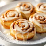 Cinnamon rolls are a classic treat that never goes out of style. Their rich, buttery flavor combined with the sweet hint of cinnamon makes them a favorite across various occasions—from cozy weekends to holiday gatherings. The allure of these rolls lies not only in their delightful taste but also in their comforting aroma as they bake, filling your kitchen with warmth. Traditionally, preparing cinnamon rolls can take a fair amount of time, often involving lengthy rising periods. However, with this Fluffy One-Hour Cinnamon Rolls recipe, you can enjoy this indulgent treat in just about an hour.